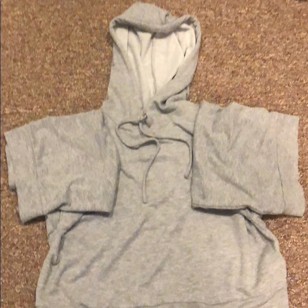 Gray long sleeve crop hoodie